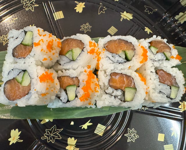 Salmon Roll.