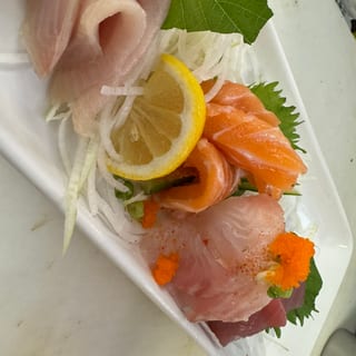 Sashimi Sampler 6 pcs (Niko)