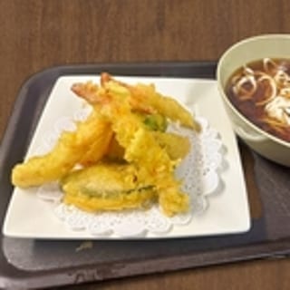 U3. Udon Soup w. Combo Tempura
