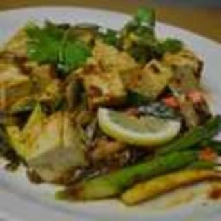 DV2. Stir Fry Vegetable & Tofu